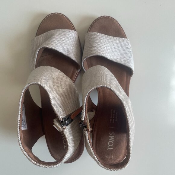 Toms Majorca Cutout Heeled Sandal, Beige/White, Size 8.5 - Picture 2 of 7